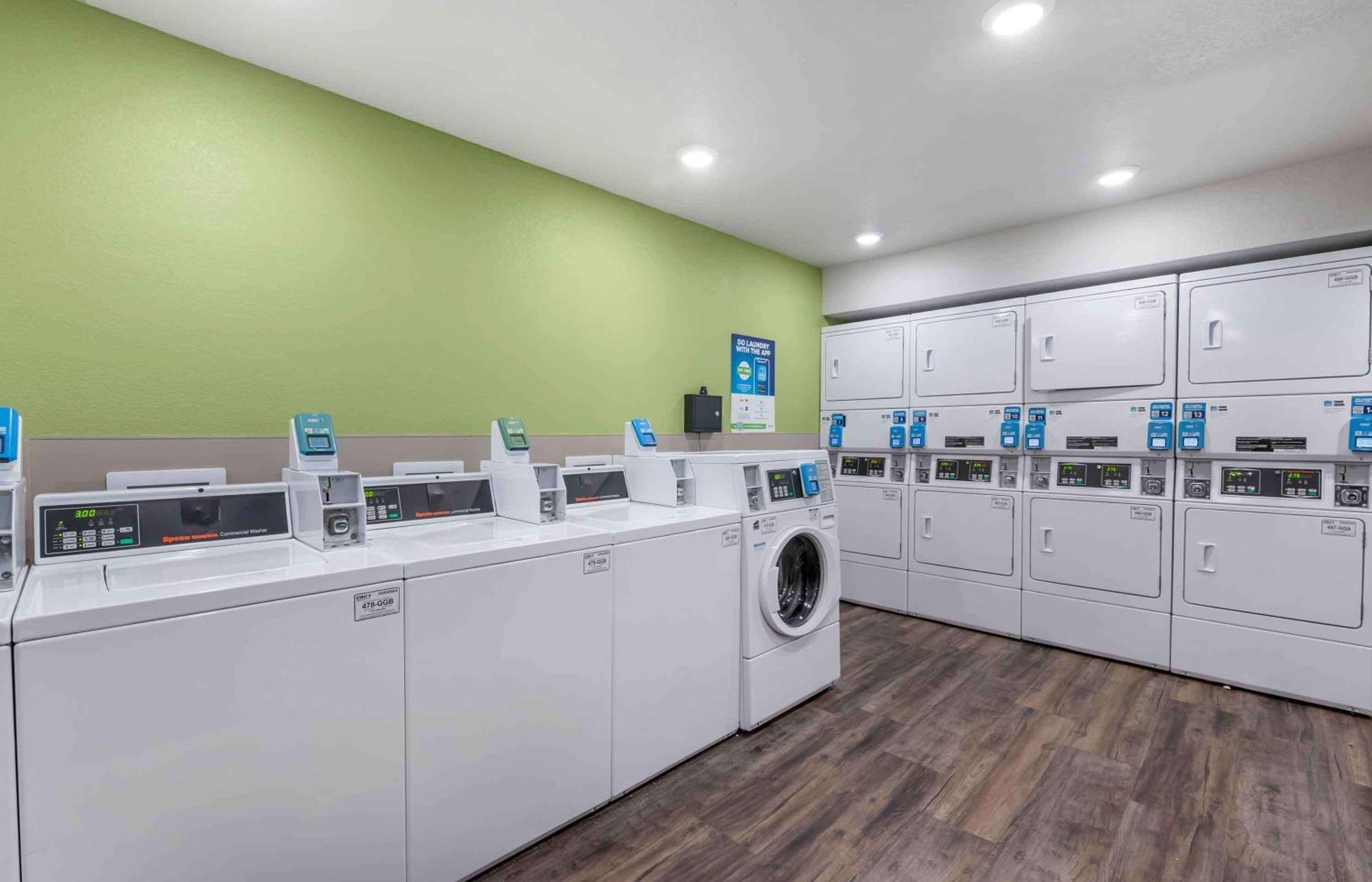 Extended Stay America Select Suites - Melbourne - West Melbourne Eksteriør bilde